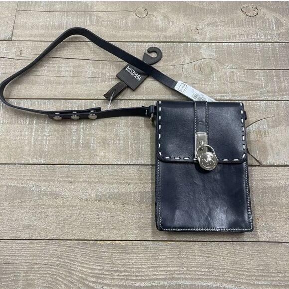 Michael Kors Hamilton Lock Leather Belt Bag In Navy & Silver NWT sz M - Picture 2 of 5